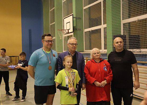 uczestnicy mikołajkowego turnieju