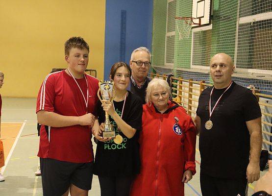 uczestnicy mikołajkowego turnieju