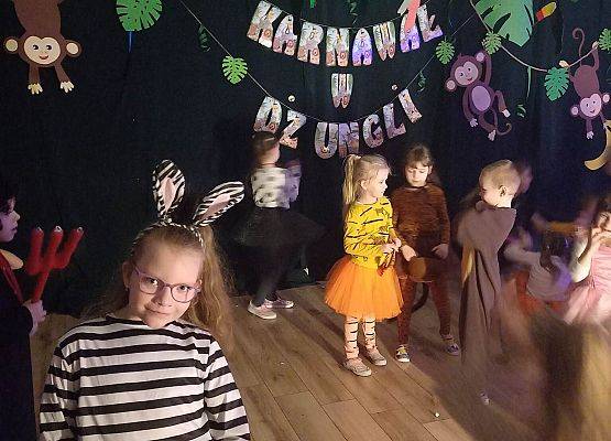 Grafika 5: „DŻUNGLA”- BAL KARNAWAŁOWY W PRZEDSZKOLU
