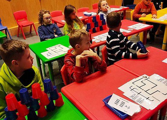 Uczniowie w Centrum Nauki Experyment w Gdyni.