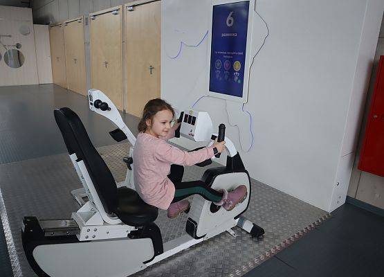 Uczniowie w Centrum Nauki Experyment w Gdyni.