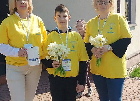 szkolni wolontariusze