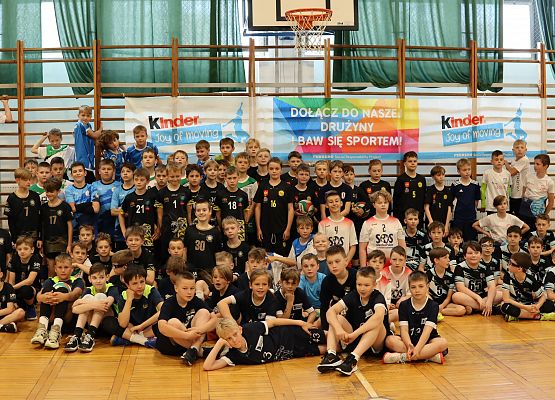 zdjęcie grupowe uczestników wydarzenia