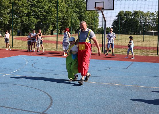 bieg rodzica z dzieckiem