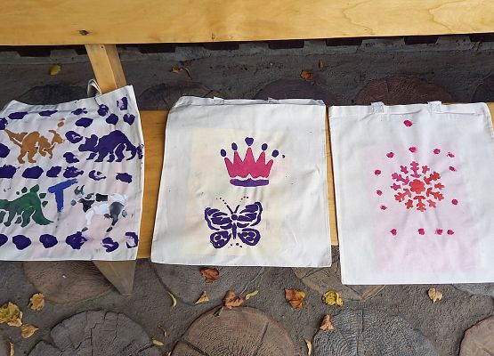 torby pomalowane przez dzieci