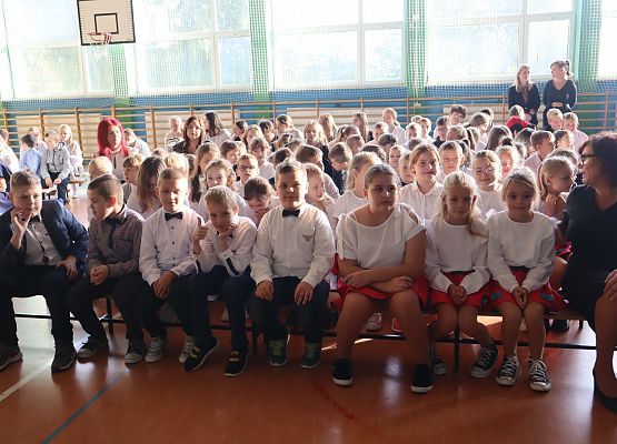 zgromadzona publiczność