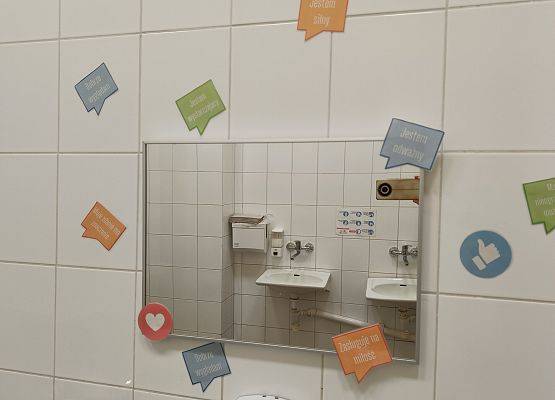 życzliwe karteczki w łazience