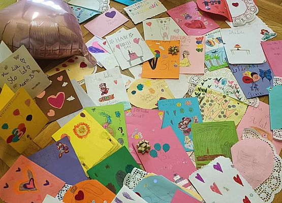 kartki urodzinowe wykonane przez dzieci