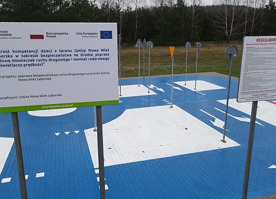 miasteczko ruchu drogowego przy Szkole Podstawowej w Leśnicach