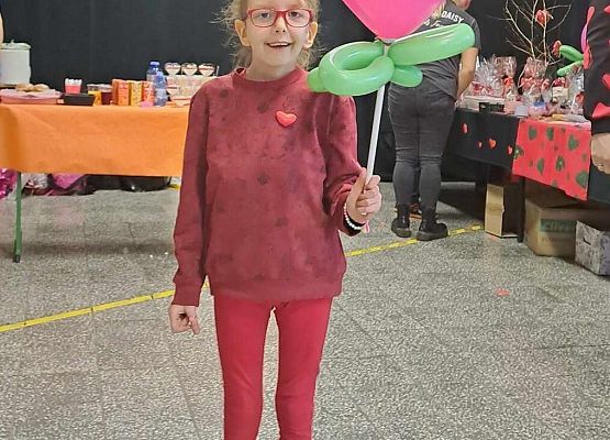 dziewczynka z balonikiem