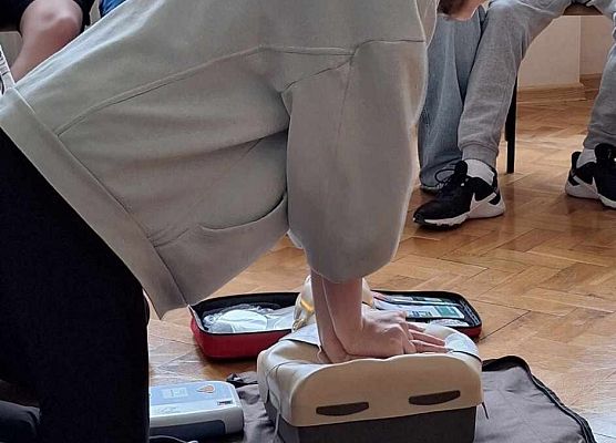 Grafika 13: Lekcja pierwszej pomocy