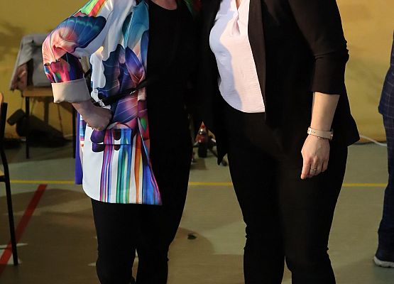 uczestnicy kiermaszu