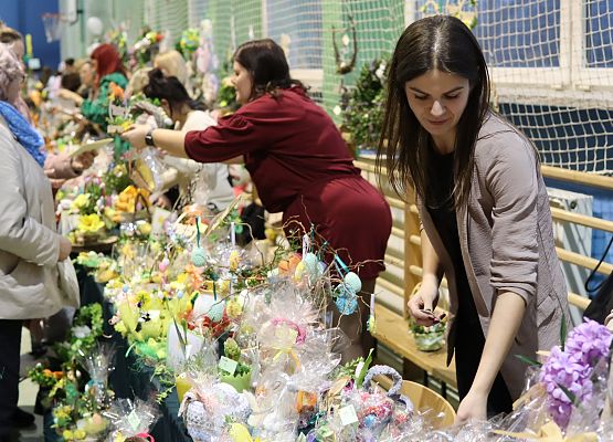 uczestnicy kiermaszu