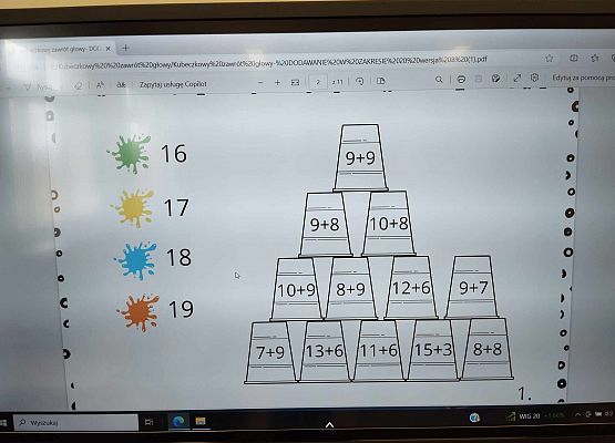 tablica z zadaniem matematycznym