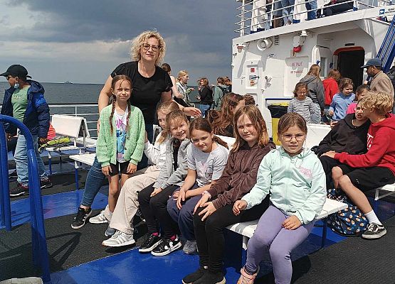 zdjęcie grupowe podczas rejsu