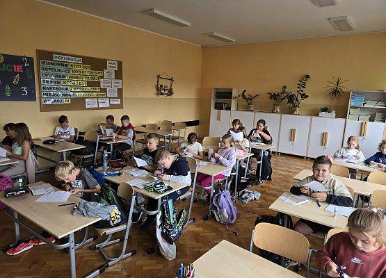 uczniowie układają plan wydarzeń fragmentu Kordiana