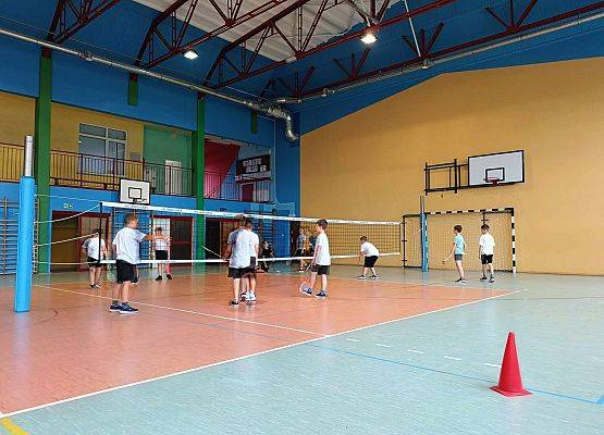 uczniowie podczas konkurencji