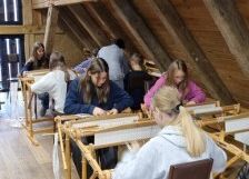 uczniowie na warsztatach w Swołowie