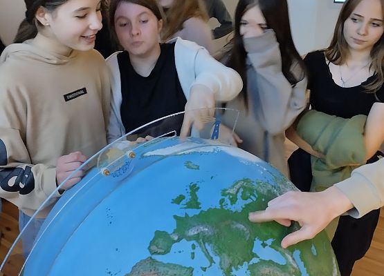 uczniowie na warsztatach w SPN