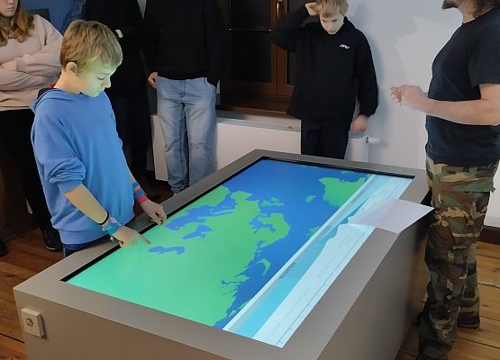 uczniowie na warsztatach w SPN