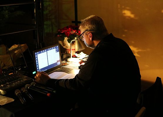 operator dźwięku i świateł