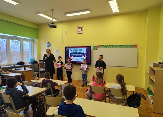 uczniowie podczas lekcji