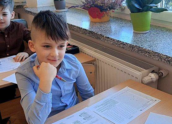 uczeń podczas konkursu