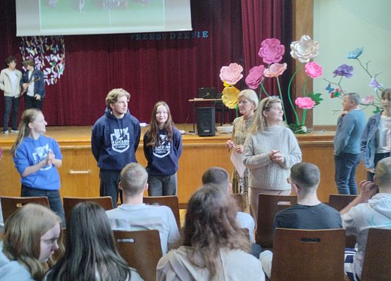 prezentacja szkoły przygotowana przez uczniów