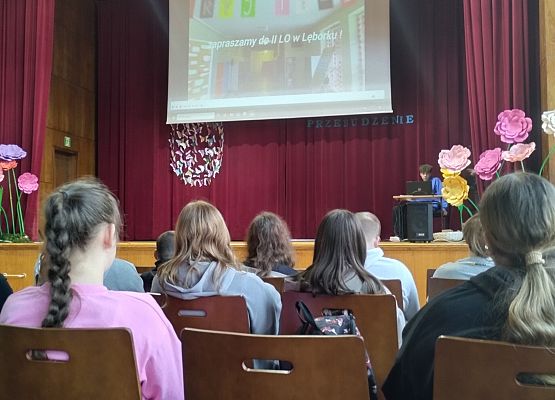 prezentacja szkoły przygotowana przez uczniów