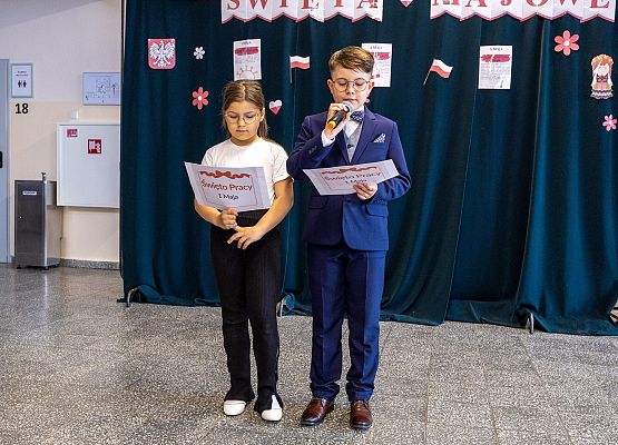 uczestnicy majowych uroczystości