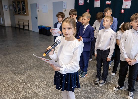 uczestnicy majowych uroczystości