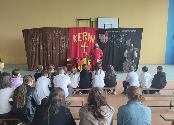 uczestnicy lekcji historii