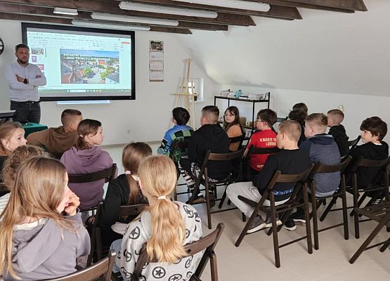 uczniowie podczas warsztatów