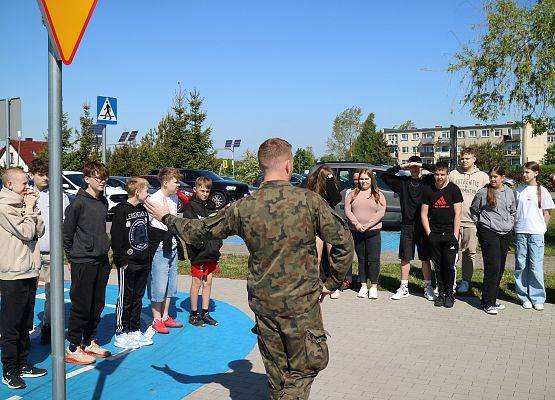 uczniowie biorą udział w  szkoleniu