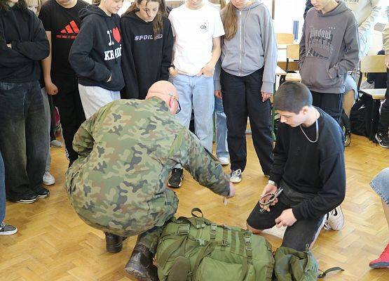 uczniowie biorą udział w  szkoleniu