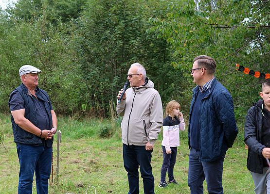 dyrektor wita uczestników wydarzenia
