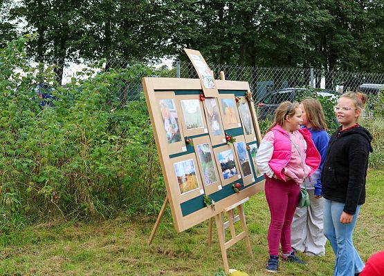 uczestnicy wernisażu