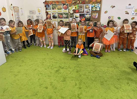 zdjęcie grupowe dzieci