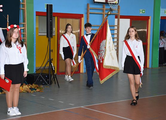 wprowadzenie sztandaru