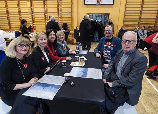 Dyrektorzy szkół wraz z Wójtem