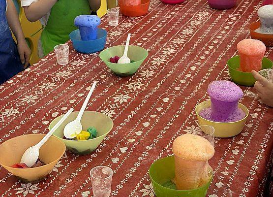 przedszkolaki podczas zajęć