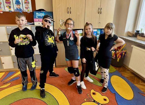 uczeń prezentuje swój przyszły zawód