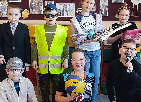 uczeń prezentuje swój przyszły zawód