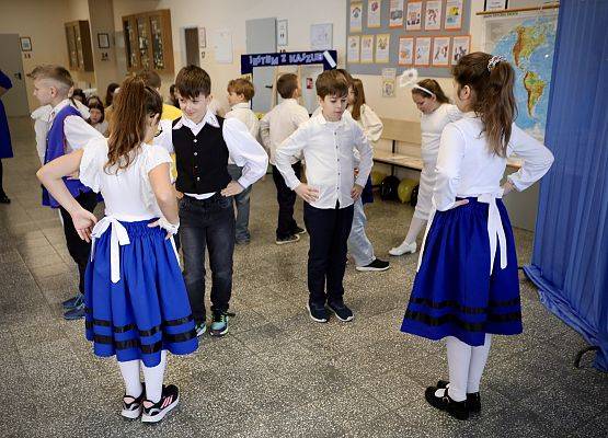 obchody Dnia Jedności Kaszubów w Zespole Szkół w Łebieniu