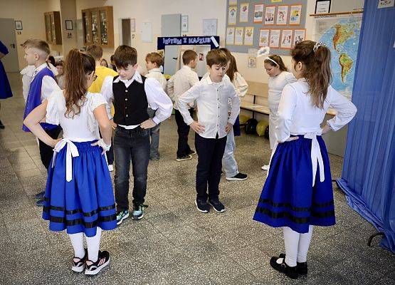 obchody Dnia Jedności Kaszubów w Zespole Szkół w Łebieniu