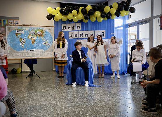 obchody Dnia Jedności Kaszubów w Zespole Szkół w Łebieniu