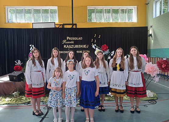 reprezentantki naszej szkoły na przeglądzie piosenki kaszubsliej