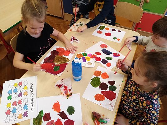 Grafika #5: Zajęcia rozwijające kompetencje kluczowe: uzdolnienia plastyczno- techniczne.