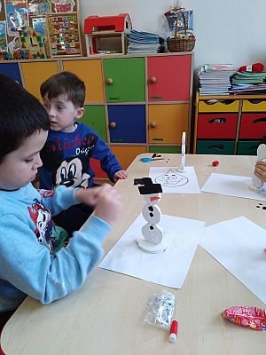 Grafika #2: Zajęcia rozwijające kompetencje kluczowe: uzdolnienia plastyczno- techniczne.