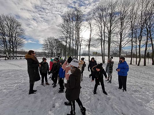 Grafika #6: ZIMOWE ZABAWY ZAWSZE BEZPIECZNE I ZDROWE